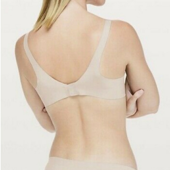 34DD Lululemon Barely There Bra - Picture 2 of 5